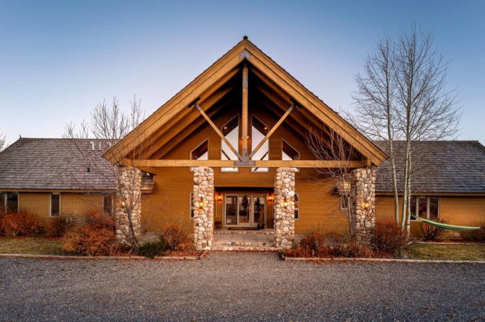 Teton River Luxury Lodge, Victor, Idaho